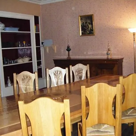 D'hotes La Gargaille Bed and breakfast